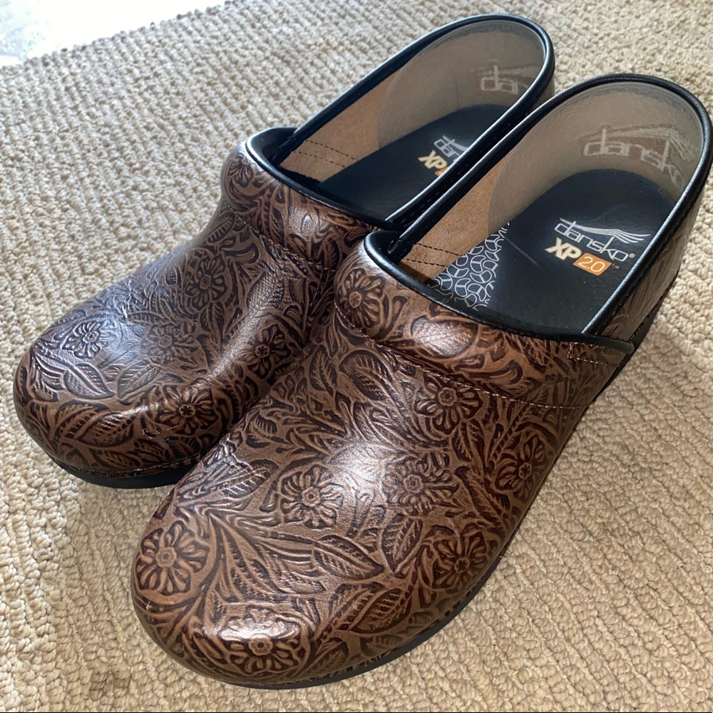 Dansko XP 2.0 Embossed Brown
